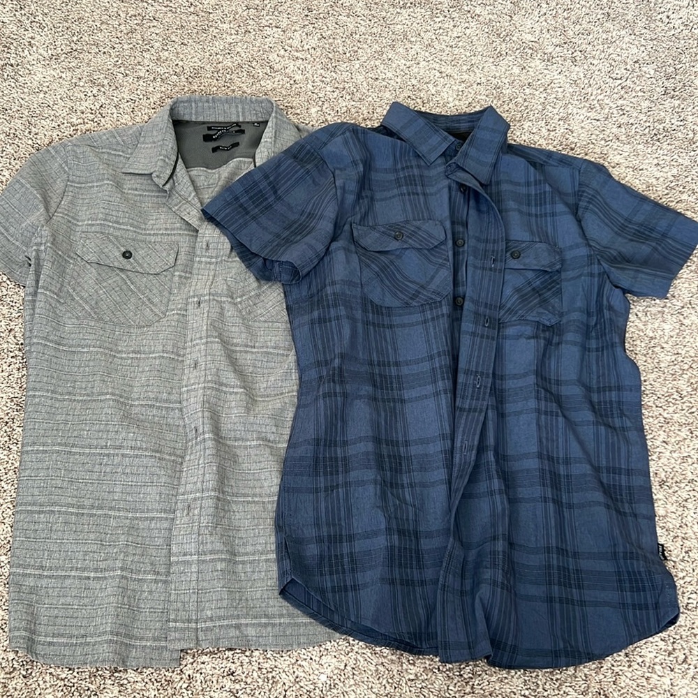 BUNDLE Men’s Kenneth Cole short sleeve button down